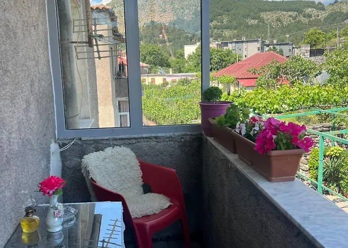 Flat In Leskovik