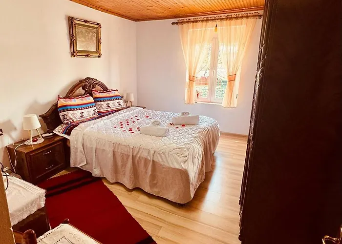 Flat In Leskovik
